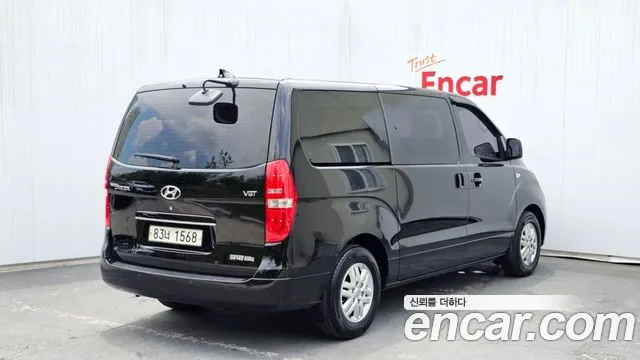 Hyundai Starex 2018 — фото 2