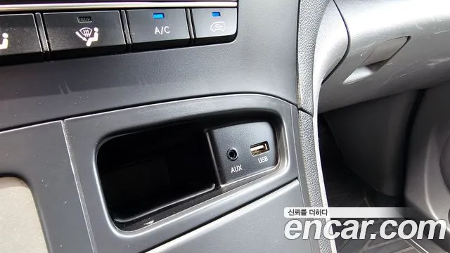 Hyundai Starex 2018 — фото 18