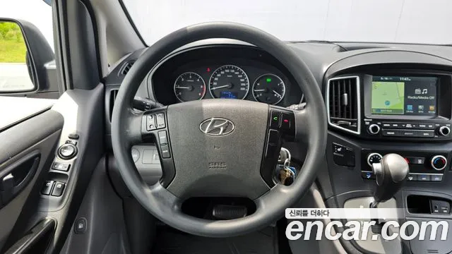 Hyundai Starex 2018 — фото 20