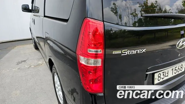Hyundai Starex 2018 — фото 9