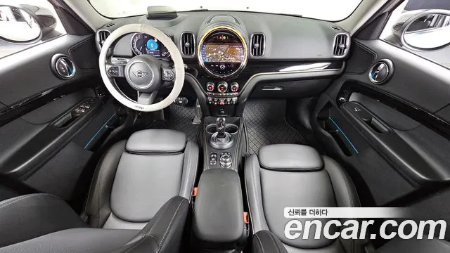 Mini Countryman 2022 — фото 10