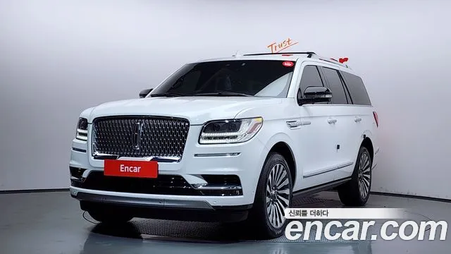 Lincoln Navigator 2021 — фото 1