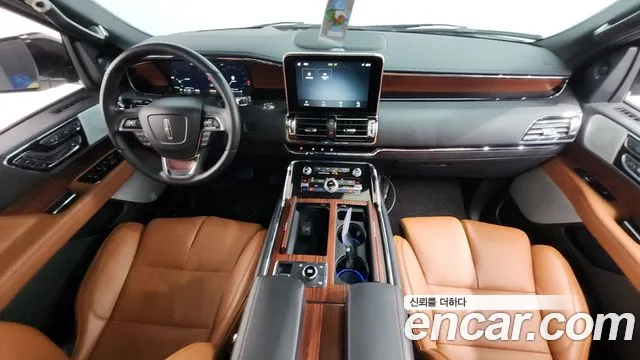 Lincoln Navigator 2021 — фото 10