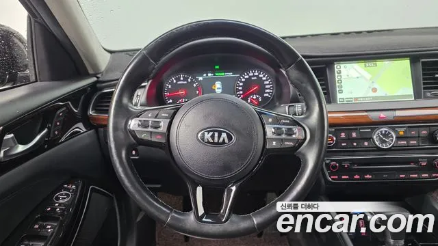Kia K7 2017 — фото 20