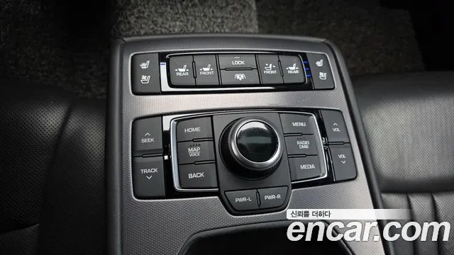 Hyundai Genesis 2015 — фото 17