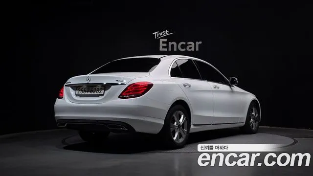 Mercedes-Benz C-Class 2018 — фото 2