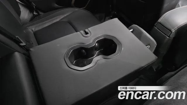 Jeep Renegade 2017 — фото 19