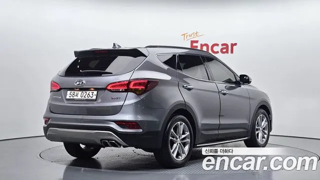 Hyundai Santafe 2017 — фото 2
