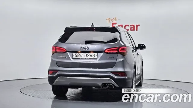 Hyundai Santafe 2017 — фото 4