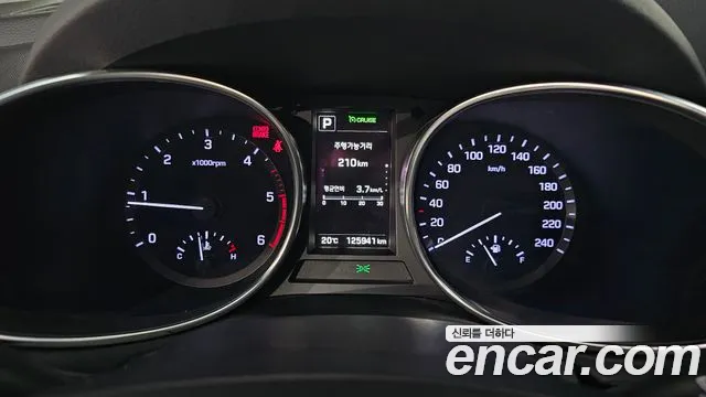 Hyundai Santafe 2017 — фото 11