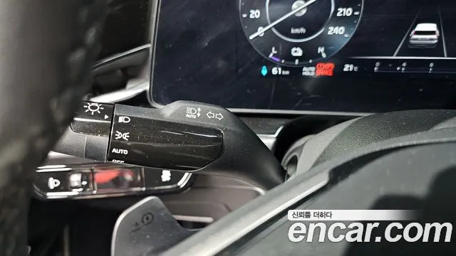 Kia Niro 2023 — фото 19
