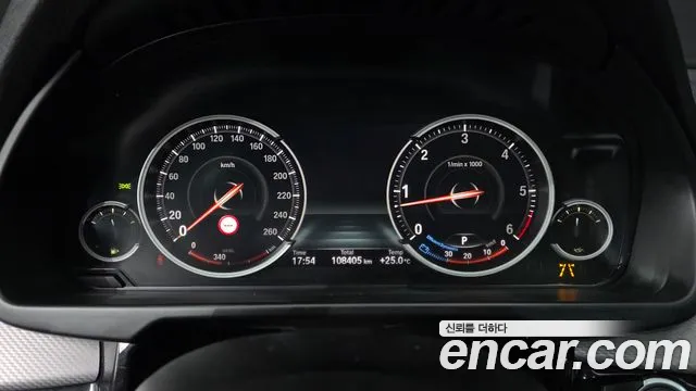 BMW X5 2018 — фото 11