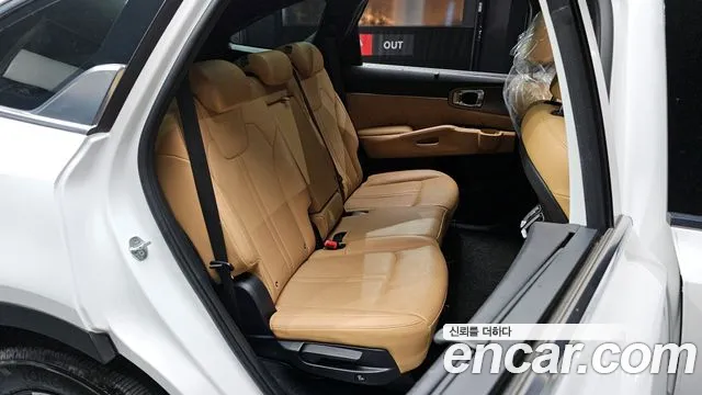 Kia Sorento 2022 — фото 17