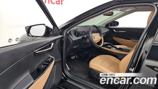 Kia EV6 2023 — фото 12
