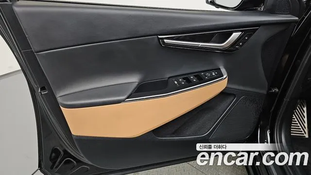Kia EV6 2023 — фото 13