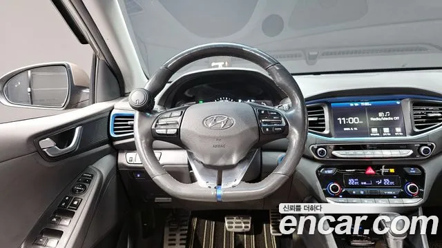 Hyundai Ioniq 2016 — фото 13