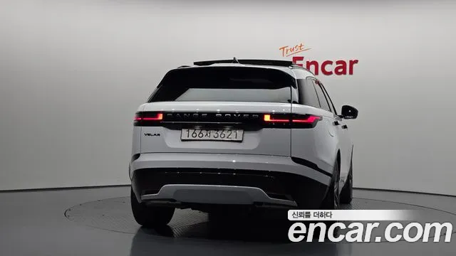 Land Rover Range Rover Velar 2025 — фото 4