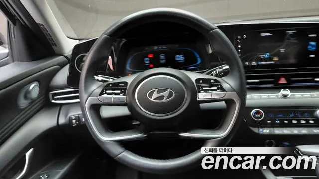 Hyundai AVANTE 2024 — фото 19
