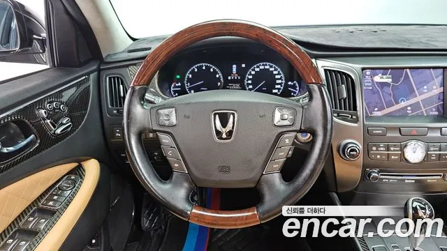 Hyundai Equus 2012 — фото 12