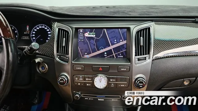Hyundai Equus 2012 — фото 14
