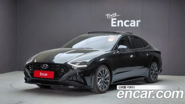 Hyundai Sonata 2022 — фото 1