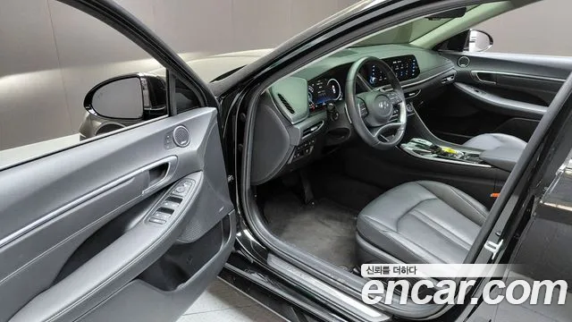 Hyundai Sonata 2022 — фото 13