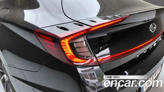 Hyundai Sonata 2022 — фото 9