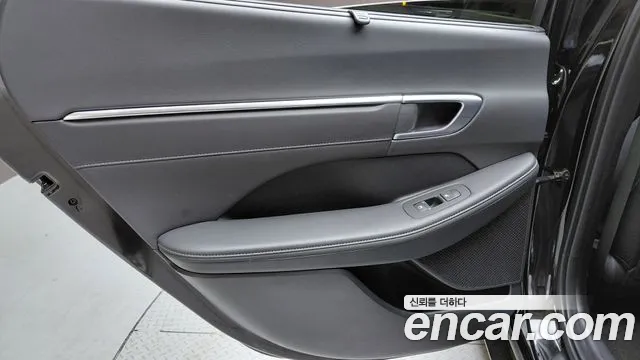 Hyundai Sonata 2022 — фото 15