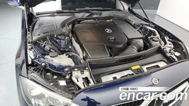Mercedes-Benz C-Class 2022 — фото 6
