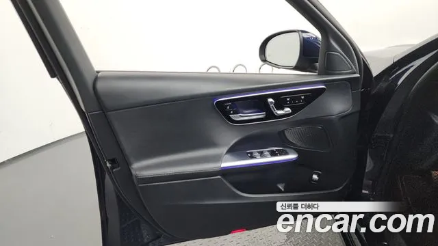 Mercedes-Benz C-Class 2022 — фото 14