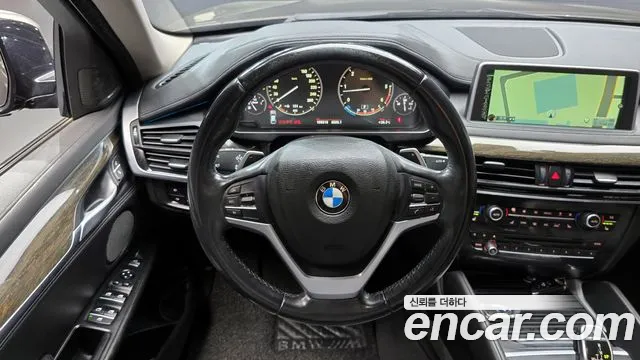 BMW X6 2015 — фото 13