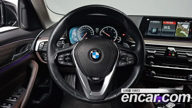 BMW 5-Series 2018 — фото 18