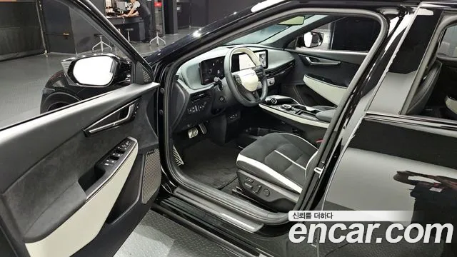 Kia EV6 2025 — фото 13