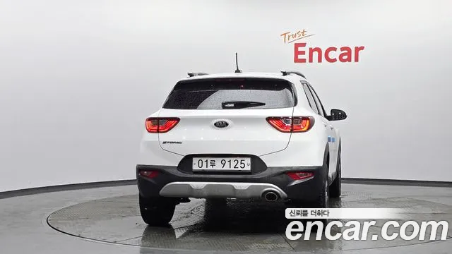 Kia Stonic 2018 — фото 4