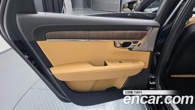 Volvo S90 2023 — фото 15