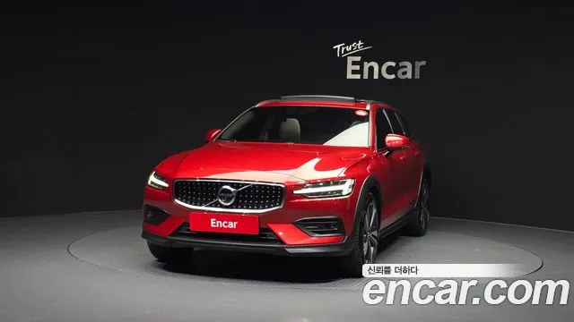 Volvo V60 2020 — фото 3