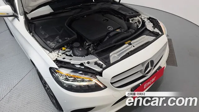 Mercedes-Benz C-Class 2020 — фото 6