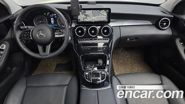 Mercedes-Benz C-Class 2020 — фото 10