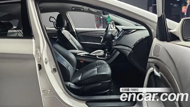 Hyundai i40 2014 — фото 17