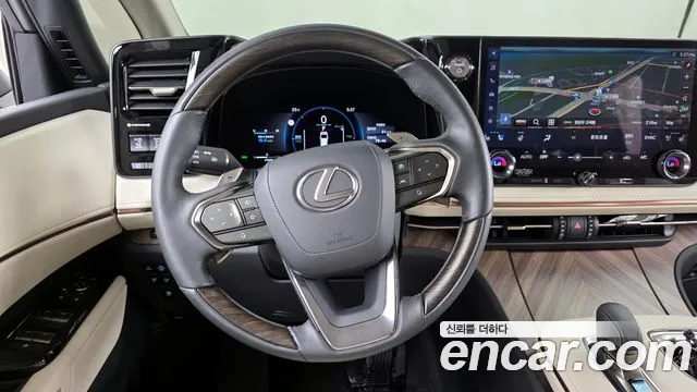 Lexus LM 2025 — фото 19