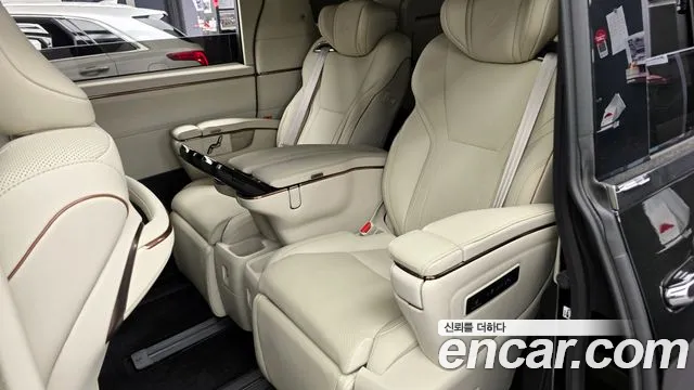 Lexus LM 2025 — фото 16