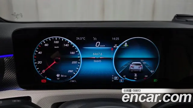 Mercedes-Benz A-Class 2023 — фото 11
