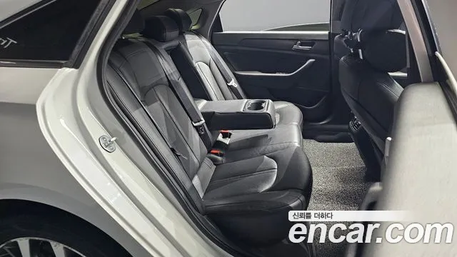 Hyundai Sonata 2015 — фото 18