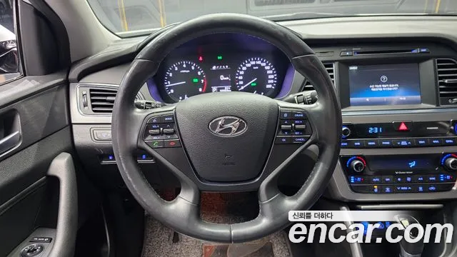 Hyundai Sonata 2015 — фото 19