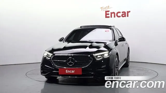 Mercedes-Benz E-Class 2025 — фото 3