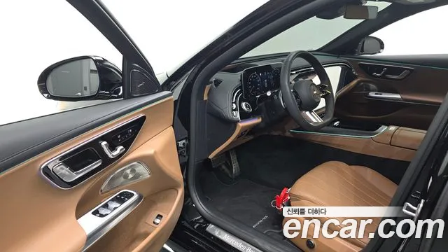 Mercedes-Benz E-Class 2025 — фото 13