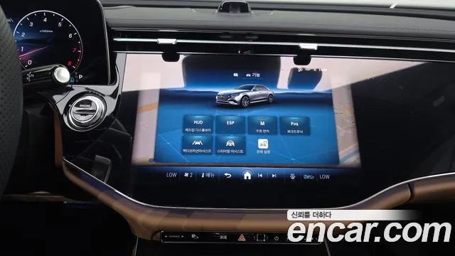 Mercedes-Benz E-Class 2025 — фото 19