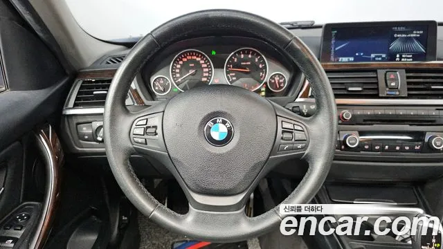 BMW 3-Series 2015 — фото 13