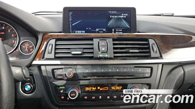 BMW 3-Series 2015 — фото 16