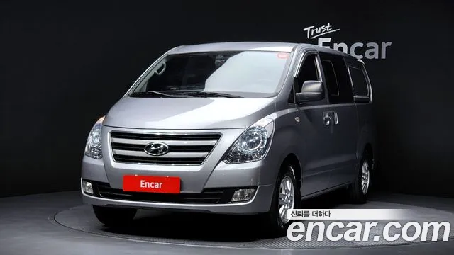 Hyundai Starex 2016 — фото 1